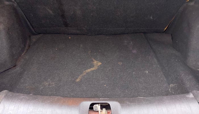 2015 Maruti Swift Dzire VDI, Diesel, Manual, 90,073 km, Boot Inside