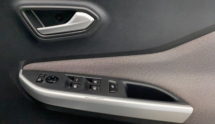 2021 Nissan MAGNITE XL, Petrol, Manual, 44,501 km, Driver Side Door Panels Control