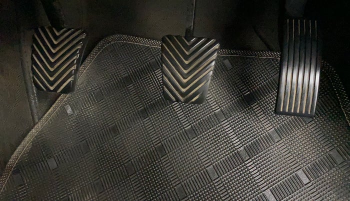 2021 Hyundai VENUE S 1.2, Petrol, Manual, 28,406 km, Pedals