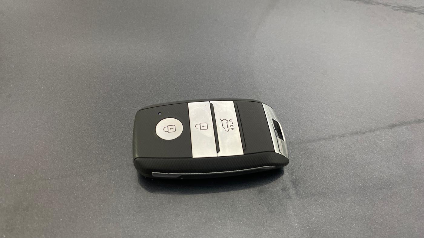 2020 KIA SELTOS GTX PLUS AT 1.5 DIESEL, Diesel, Automatic, 1,41,405 km, Key Close Up