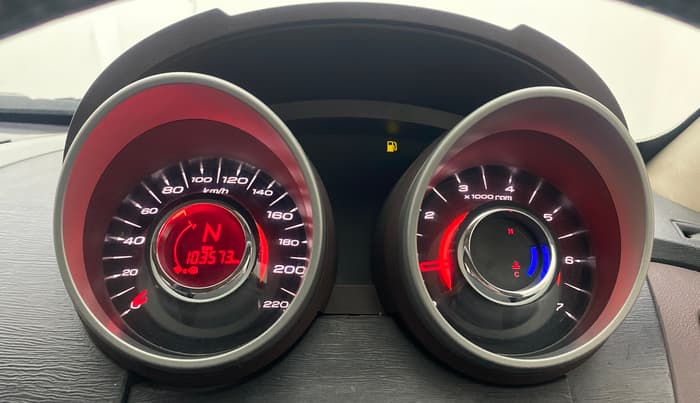 2014 Mahindra XUV500 W8, Diesel, Manual, 1,03,541 km, Odometer Image