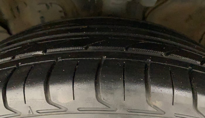 2019 KIA SELTOS HTX 1.5 PETROL, Petrol, Manual, 66,651 km, Left Front Tyre Tread