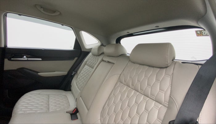 2019 KIA SELTOS HTX 1.5 PETROL, Petrol, Manual, 66,651 km, Right Side Rear Door Cabin