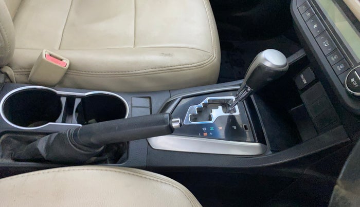 2016 Toyota Corolla Altis G CVT PETROL, Petrol, Automatic, 1,44,480 km, Gear Lever