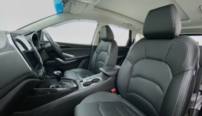 2020 MG HECTOR SHARP DCT PETROL, Petrol, Automatic, 58,338 km, Right Side Front Door Cabin