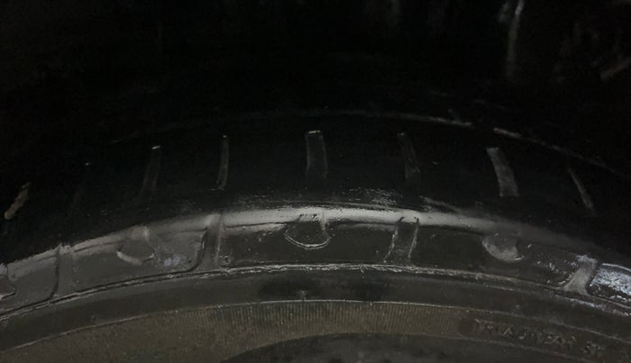 2019 Hyundai Elite i20 MAGNA EXECUTIVE 1.2, Petrol, Manual, 36,371 km, Left Rear Tyre Tread