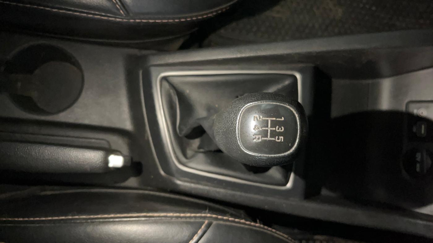2019 Hyundai Elite i20 MAGNA EXECUTIVE 1.2, Petrol, Manual, 36,435 km, Gear Lever