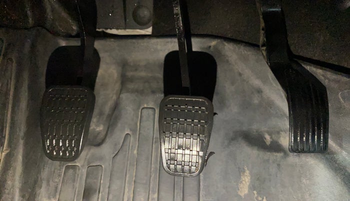 2025 Tata ALTROZ XM PLUS SUNROOF CNG, CNG, Manual, 28,035 km, Pedals