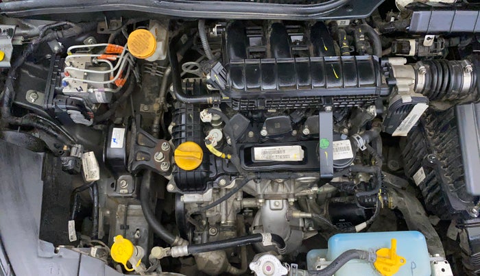 2025 Tata ALTROZ XM PLUS SUNROOF CNG, CNG, Manual, 28,035 km, Engine View - Right