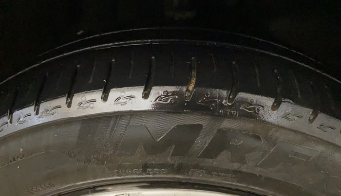 2025 Tata ALTROZ XM PLUS SUNROOF CNG, CNG, Manual, 28,035 km, Right Front Tyre Tread