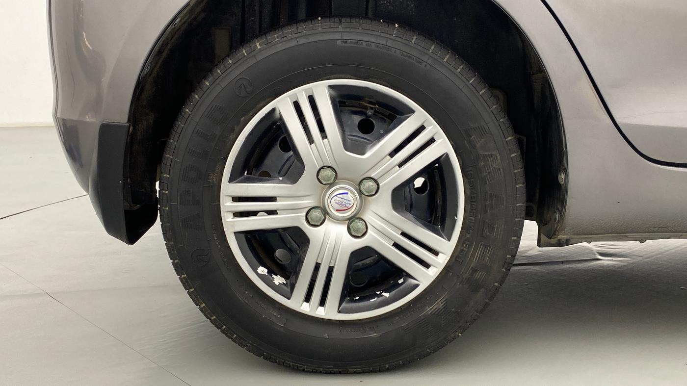 2012 Maruti Swift VXI D, Petrol, Manual, 85,659 km, Right Rear Wheel
