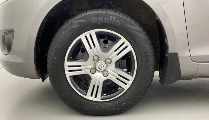 2012 Maruti Swift VXI D, Petrol, Manual, 85,659 km, Left Front Wheel