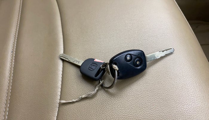 2016 Honda Amaze 1.2L I-VTEC SX, Petrol, Manual, 58,750 km, Key Close Up