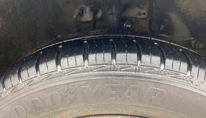 2016 Honda Amaze 1.2L I-VTEC SX, Petrol, Manual, 58,750 km, Right Front Tyre Tread