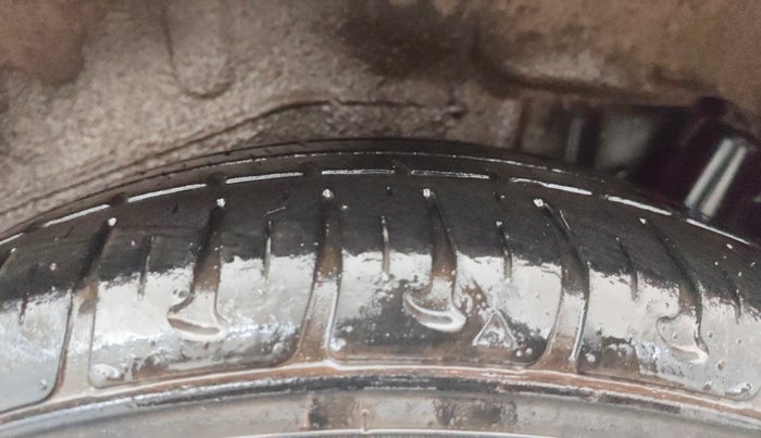 2016 Maruti Wagon R 1.0 VXI AMT, Petrol, Automatic, 66,853 km, Left Rear Tyre Tread