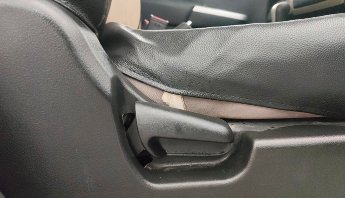 2016 Maruti Wagon R 1.0 VXI AMT, Petrol, Automatic, 66,853 km, Driver Side Adjustment Panel