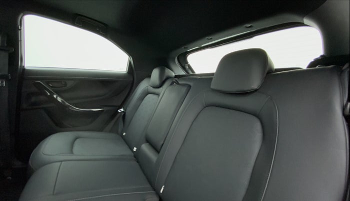 2022 Tata NEXON XZA PLUS (O) PETROL DARK EDITION, Petrol, Automatic, 13,193 km, Right Side Rear Door Cabin