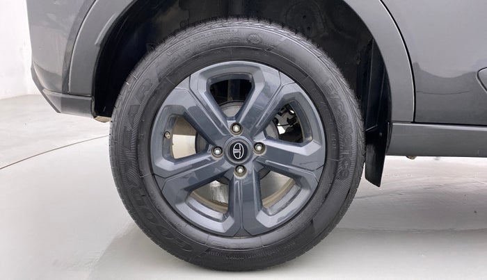 2022 Tata NEXON XZA PLUS (O) PETROL DARK EDITION, Petrol, Automatic, 13,193 km, Right Rear Wheel