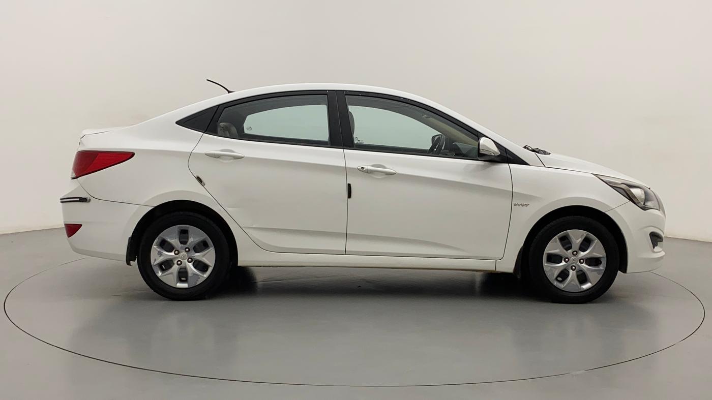 2017 Hyundai Verna 1.6 VTVT S, Petrol, Manual, 99,290 km, Right Side View