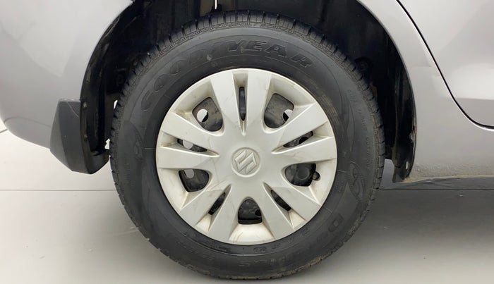 2014 Maruti Swift Dzire VXI, Petrol, Manual, 39,348 km, Right Rear Wheel
