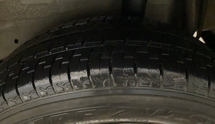 2015 Maruti Celerio ZXI, Petrol, Manual, 63,536 km, Left Rear Tyre Tread
