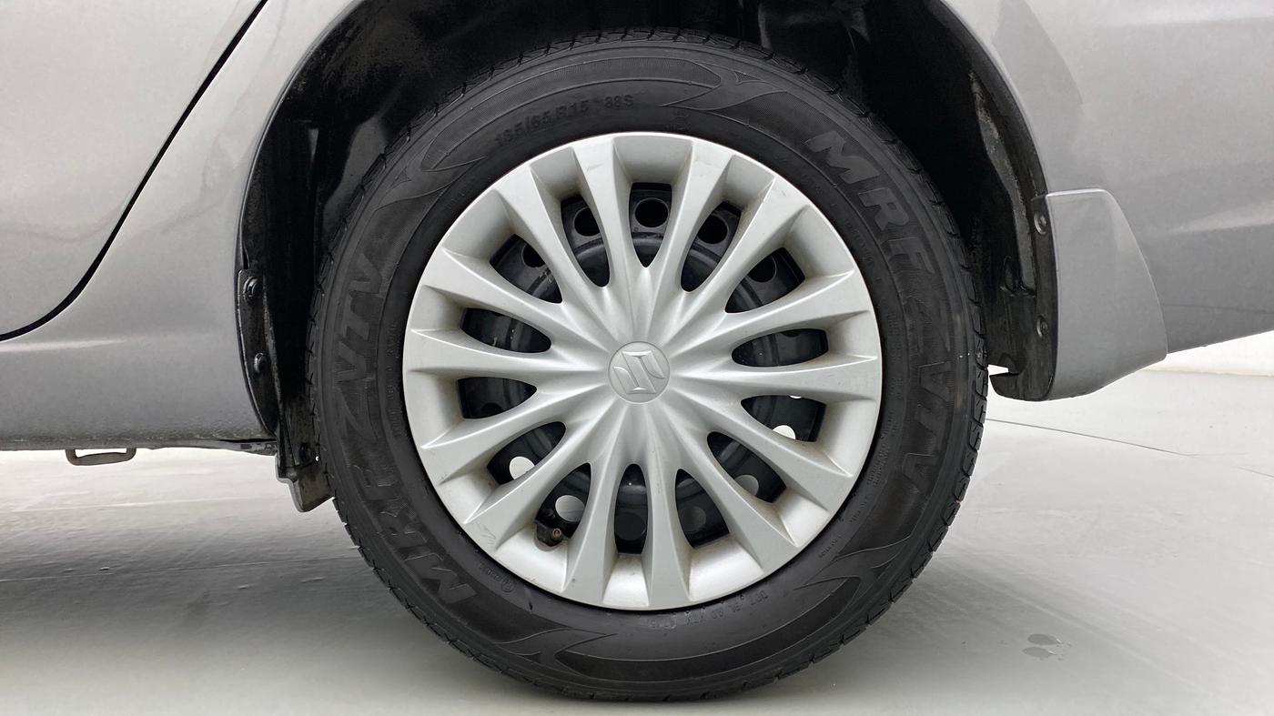 2015 Maruti Ciaz VXI PLUS, Petrol, Manual, 5,689 km, Left Rear Wheel