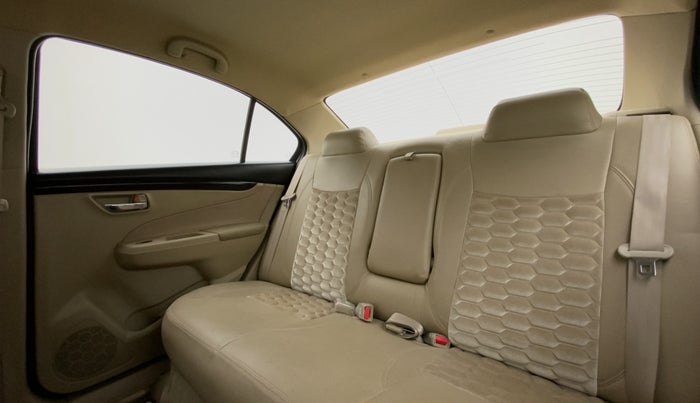 2015 Maruti Ciaz VXI PLUS, Petrol, Manual, 5,689 km, Right Side Rear Door Cabin