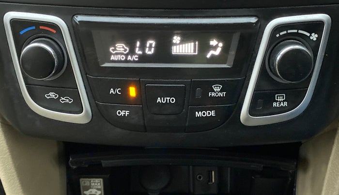 2015 Maruti Ciaz VXI PLUS, Petrol, Manual, 5,689 km, Automatic Climate Control