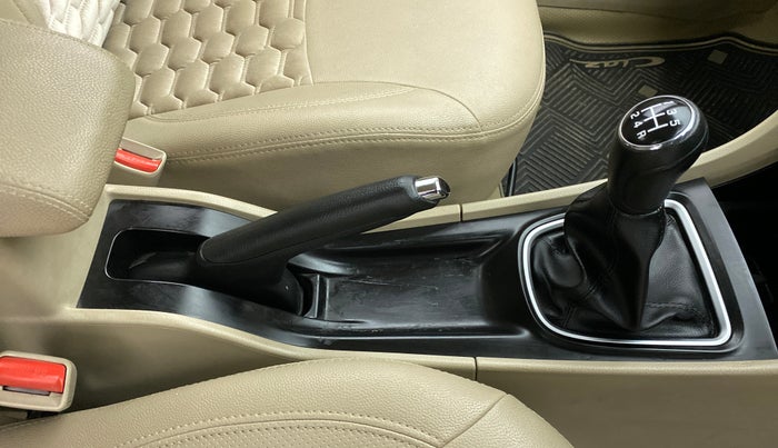 2015 Maruti Ciaz VXI PLUS, Petrol, Manual, 5,689 km, Gear Lever
