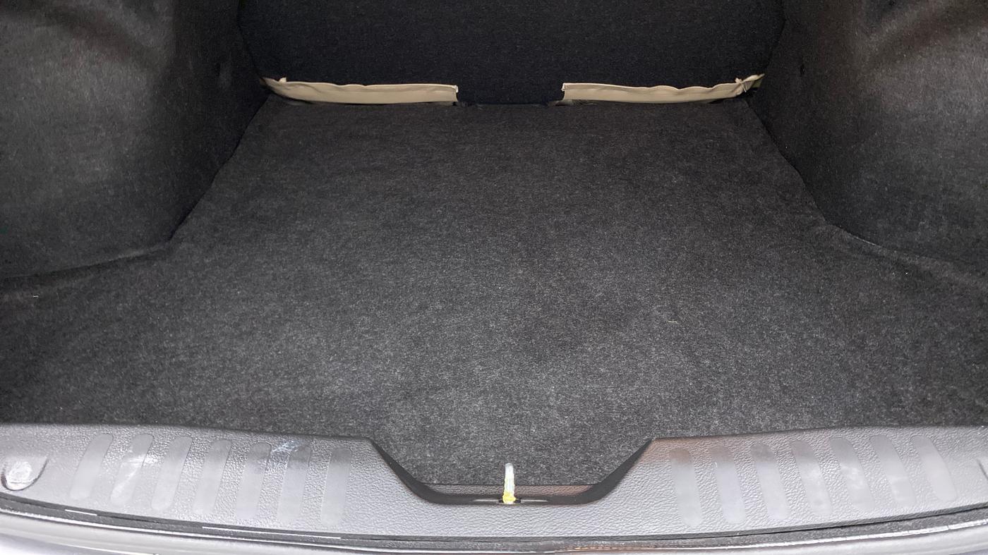 2015 Maruti Ciaz VXI PLUS, Petrol, Manual, 5,689 km, Boot Inside