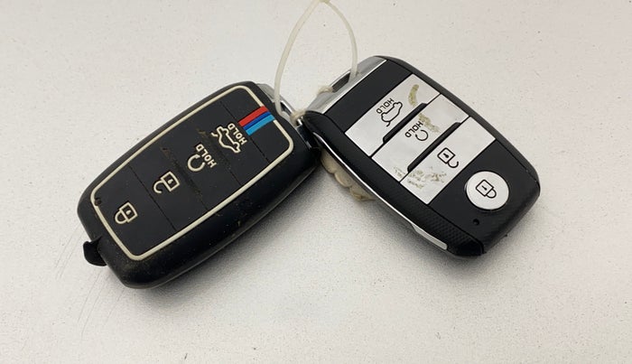 2023 KIA SONET HTX 1.5D IMT, Diesel, Manual, 20,153 km, Key Close Up