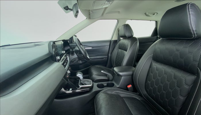 2020 KIA SELTOS HTK PLUS AT 1.5 DIESEL, Diesel, Automatic, 34,297 km, Right Side Front Door Cabin