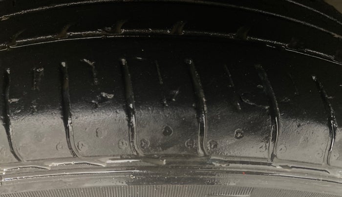 2014 Ford Ecosport TREND 1.5L PETROL, Petrol, Manual, 76,198 km, Left Front Tyre Tread