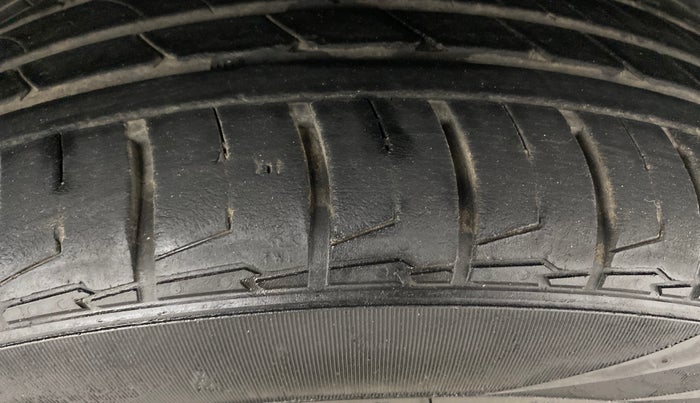 2021 MG HECTOR SHARP 1.5 DCT PETROL, Petrol, Automatic, 41,733 km, Left Rear Tyre Tread