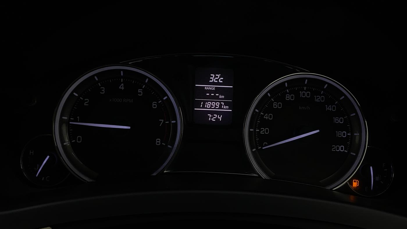 2015 Maruti Ciaz ZXI+, Petrol, Manual, 1,18,993 km, Odometer Image