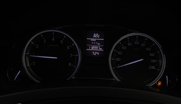 2015 Maruti Ciaz ZXI+, Petrol, Manual, 1,18,993 km, Odometer Image
