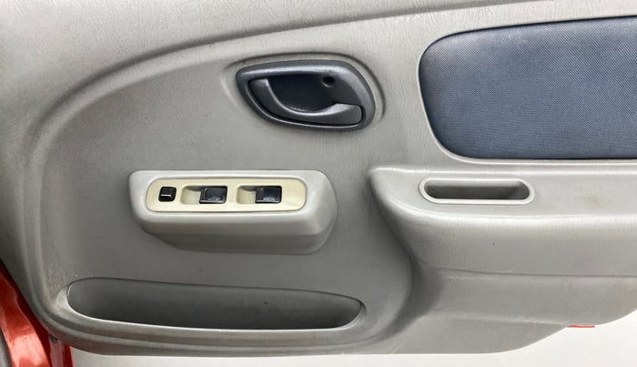 2013 Maruti Alto K10 VXI, Petrol, Manual, 75,895 km, Driver Side Door Panels Control