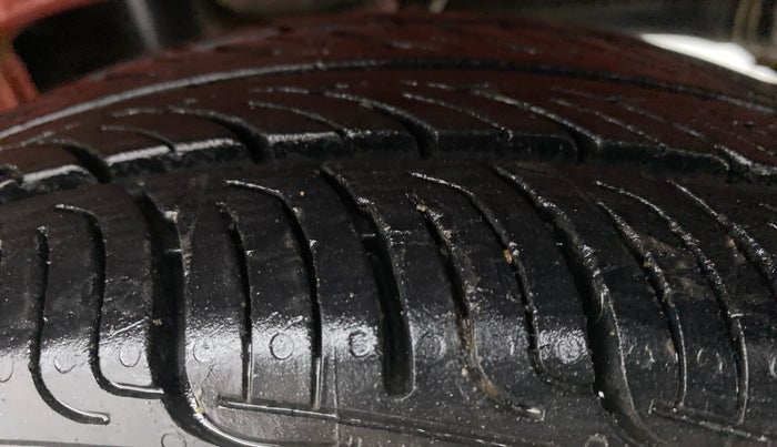 2013 Maruti Alto K10 VXI, Petrol, Manual, 75,895 km, Left Rear Tyre Tread