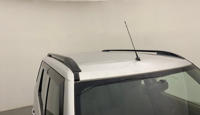 2017 Mahindra TUV300 T6 PLUS, Diesel, Manual, 56,865 km, Roof
