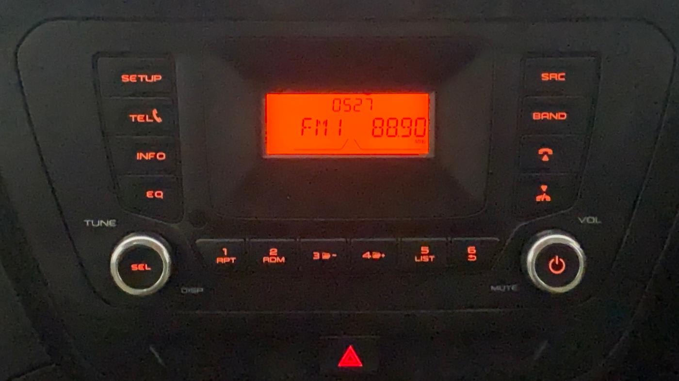 2017 Mahindra TUV300 T6 PLUS, Diesel, Manual, 56,865 km, Infotainment System