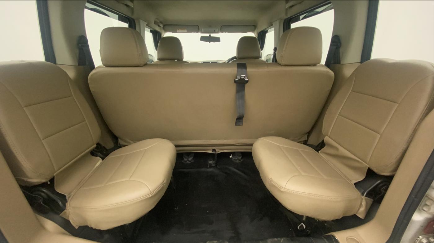 2017 Mahindra TUV300 T6 PLUS, Diesel, Manual, 56,865 km, Third Seat Row ( optional )