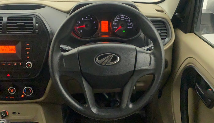 2017 Mahindra TUV300 T6 PLUS, Diesel, Manual, 56,865 km, Steering Wheel Close Up