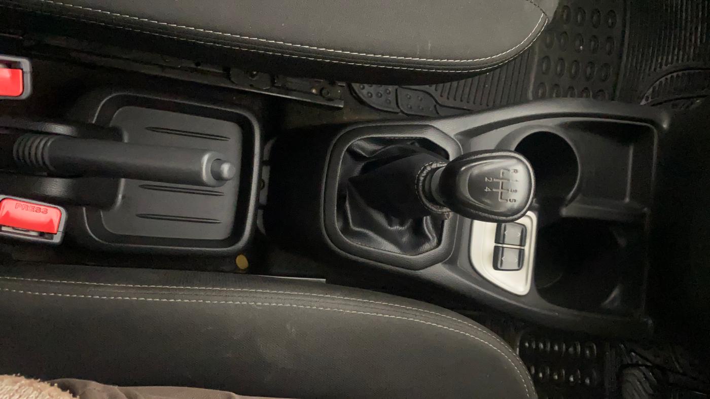 2019 Datsun Redi Go T(O) 1.0, Petrol, Manual, 25,042 km, Gear Lever