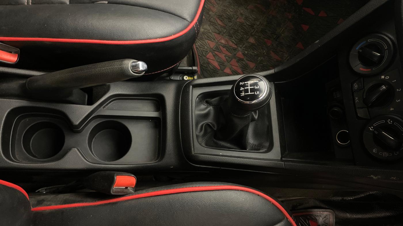2019 Maruti Vitara Brezza VDI, Diesel, Manual, 33,533 km, Gear Lever