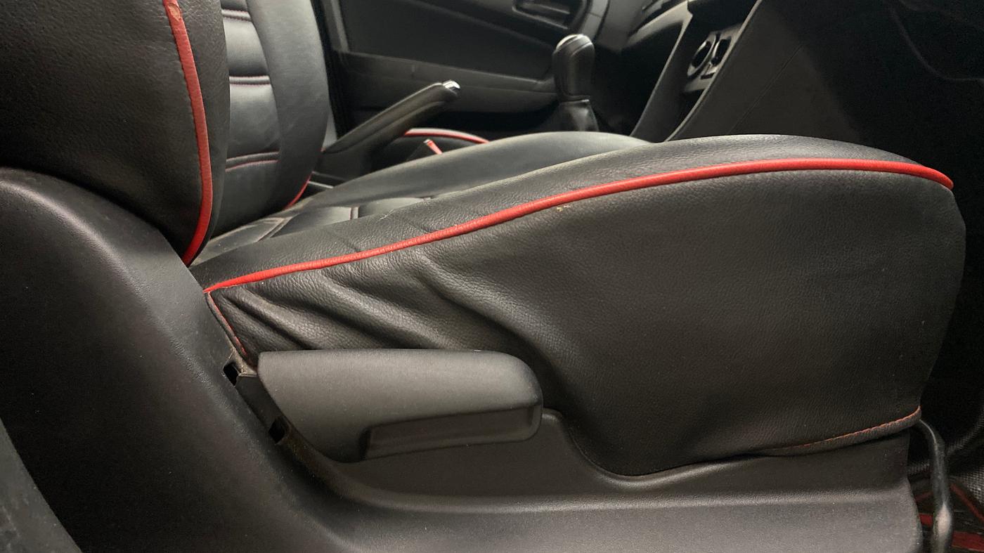 2019 Maruti Vitara Brezza VDI, Diesel, Manual, 33,533 km, Driver Side Adjustment Panel