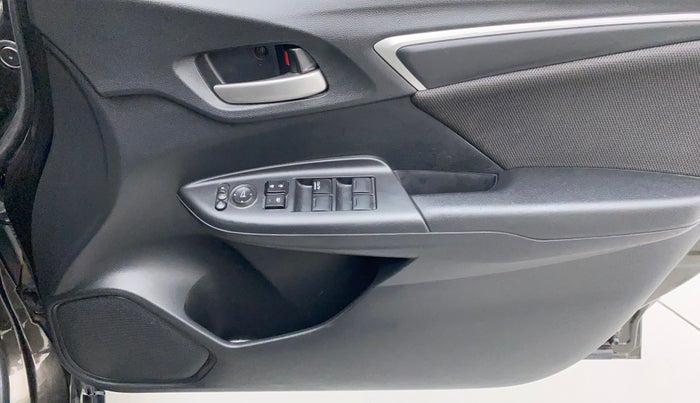 2020 Honda WR-V 1.2L I-VTEC VX MT, Petrol, Manual, 20,650 km, Driver Side Door Panels Control