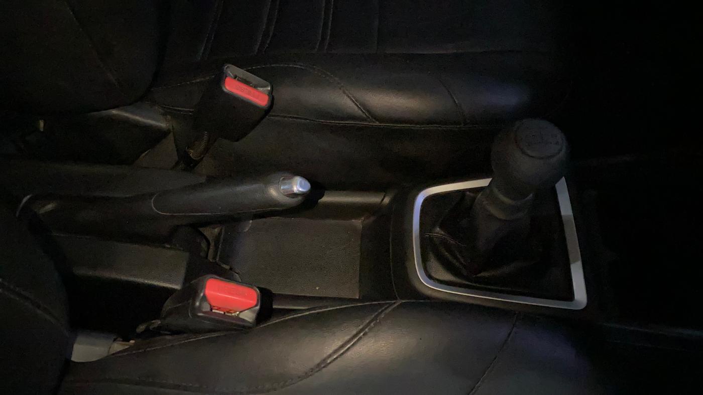 2020 Maruti Swift VXI, Petrol, Manual, 35,194 km, Gear Lever