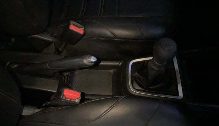 2020 Maruti Swift VXI, Petrol, Manual, 35,194 km, Gear Lever