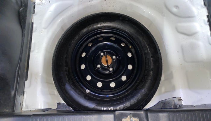 2020 Maruti Swift VXI, Petrol, Manual, 35,194 km, Spare Tyre