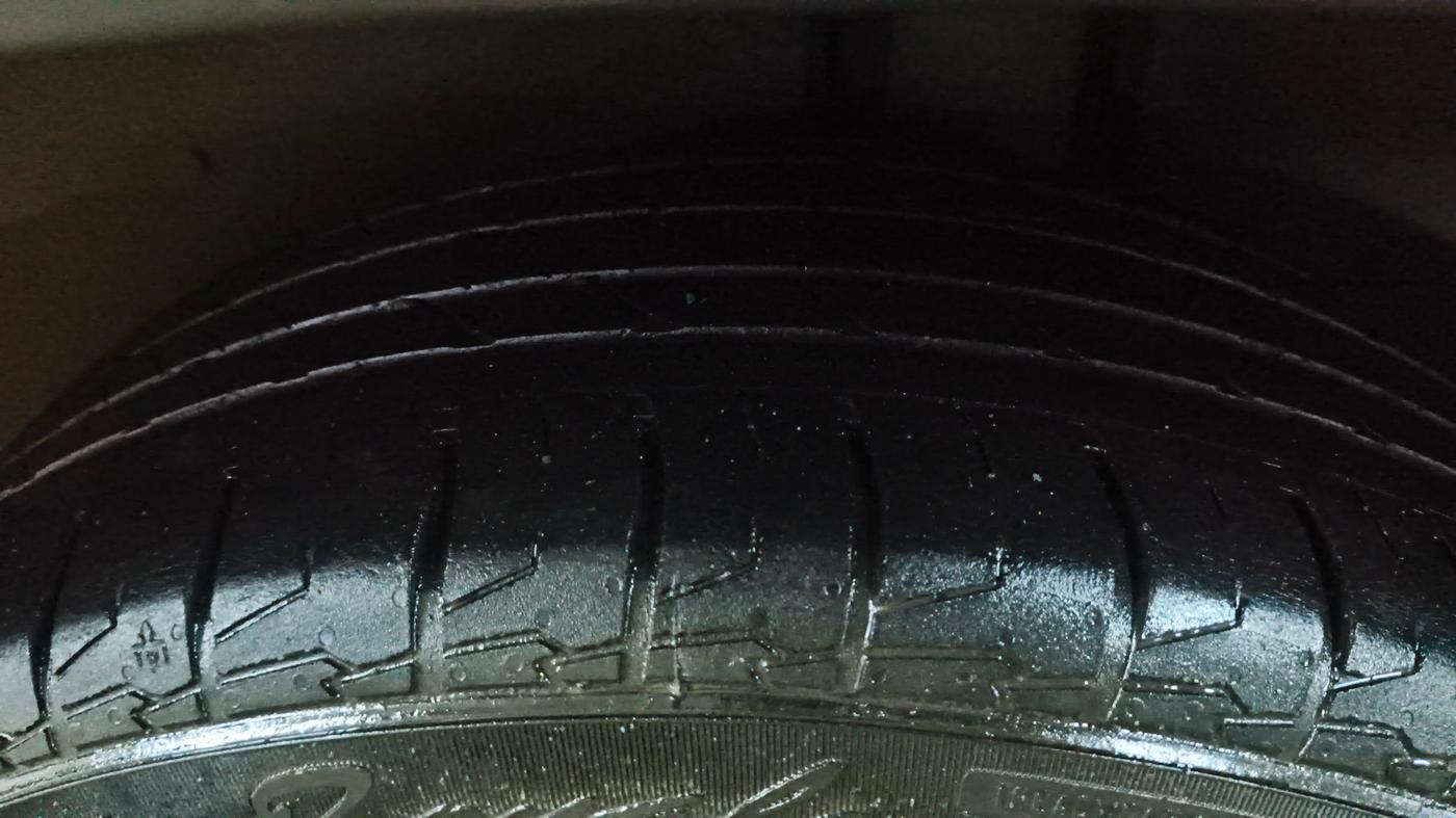 2020 MG HECTOR SHARP 1.5 DCT PETROL, CNG, Automatic, 92,240 km, Left Rear Tyre Tread